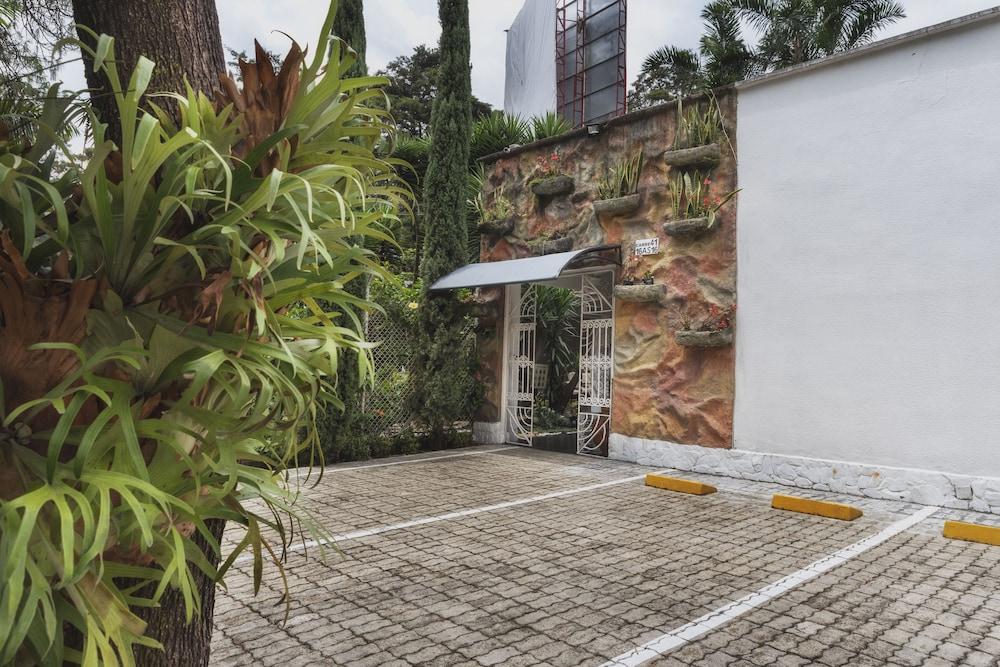 Hotel Aromax Del Campestre Μεντεγίν Εξωτερικό φωτογραφία